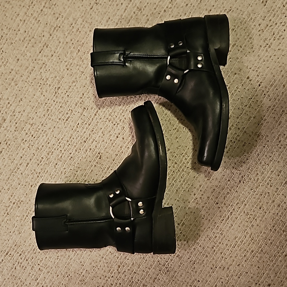 Men's 9M Black Frye Harness Boots 8R